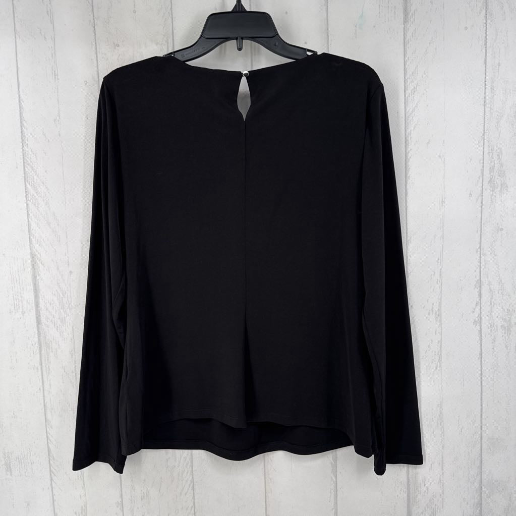 R54 L pleated front l/s top