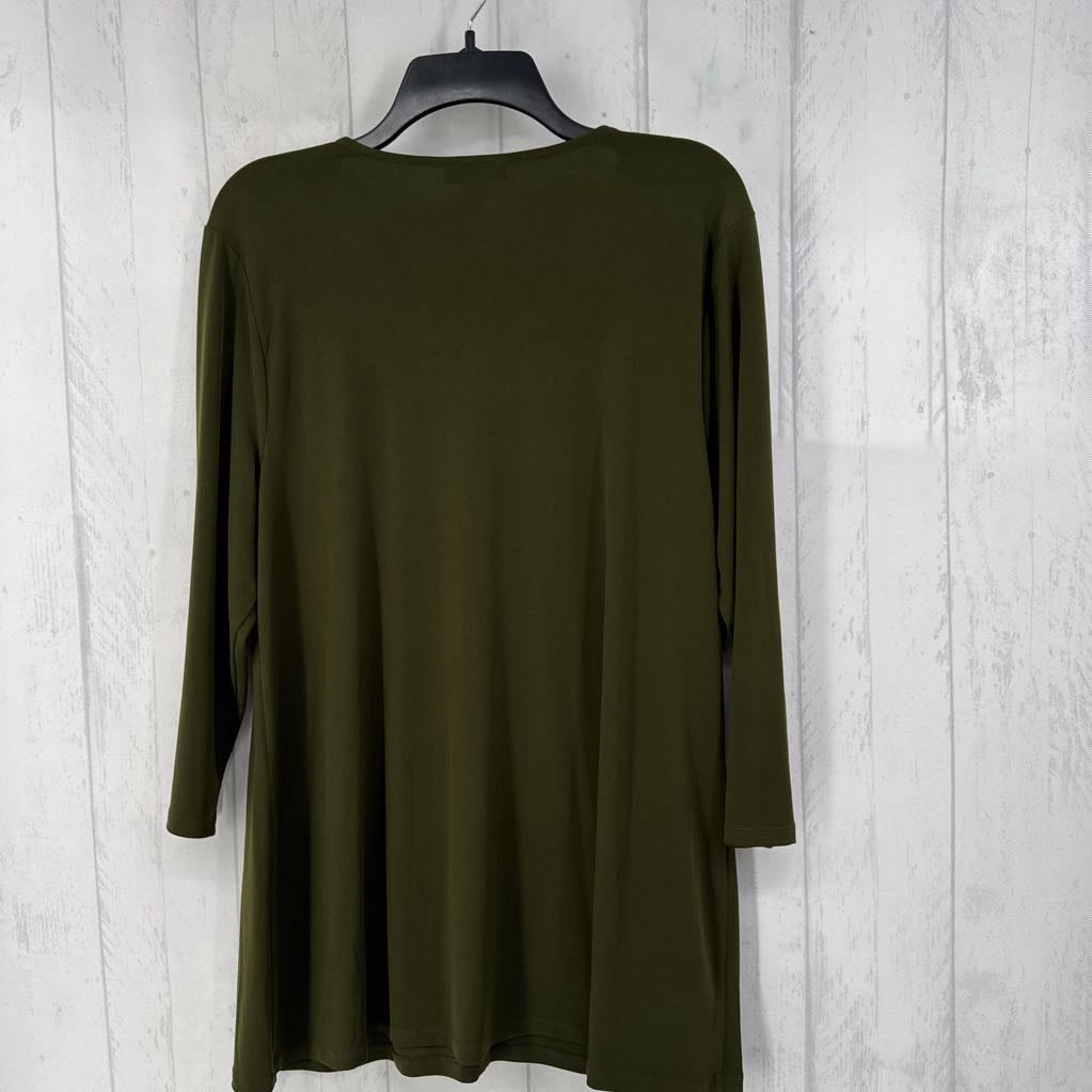 XL v-neck flowy 3/4 slv top