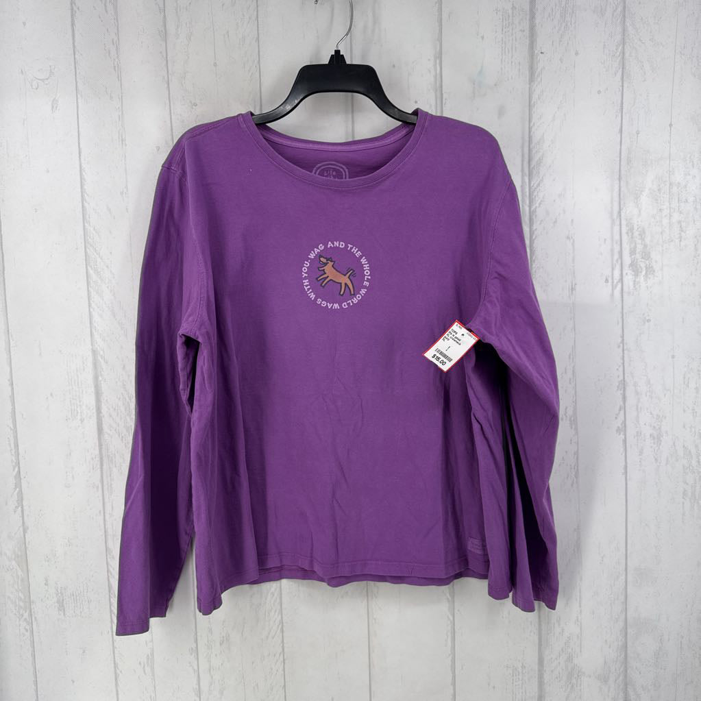 XL crewneck graphic l/s tee- whole world wags