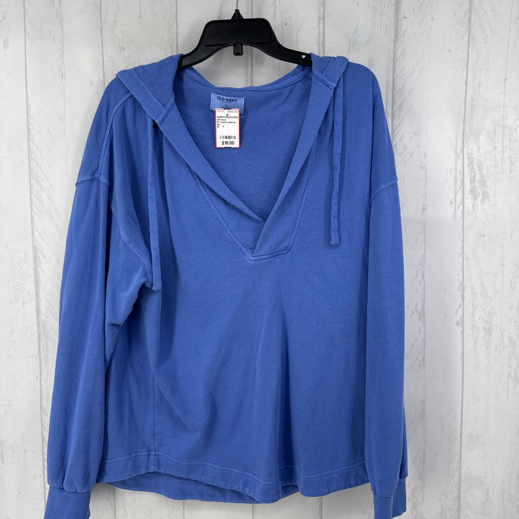 M v-neck pullover w/ hood