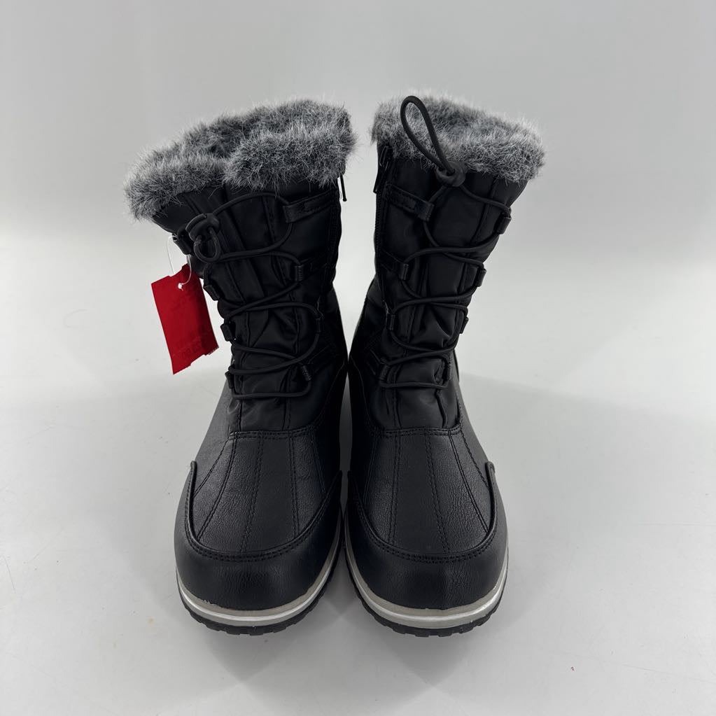8 faux fur lined waterproof boots