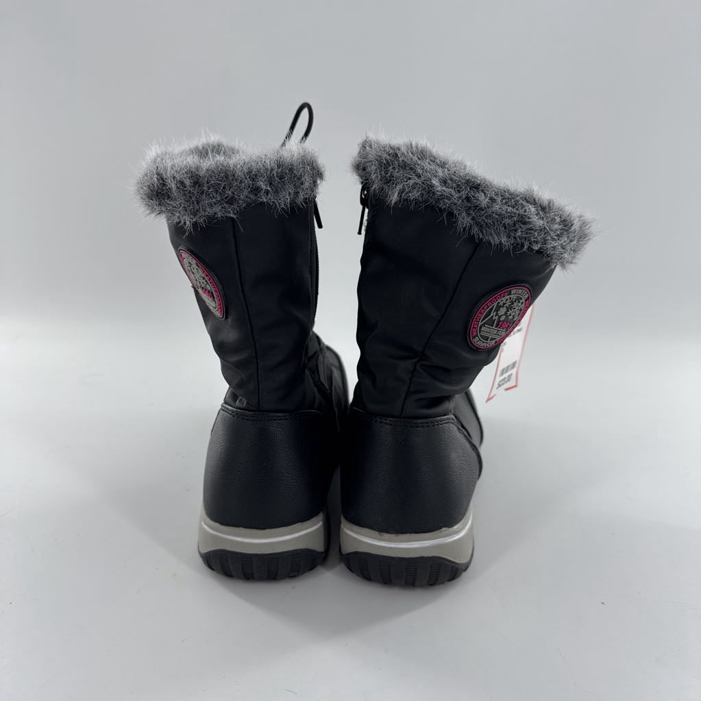 8 faux fur lined waterproof boots