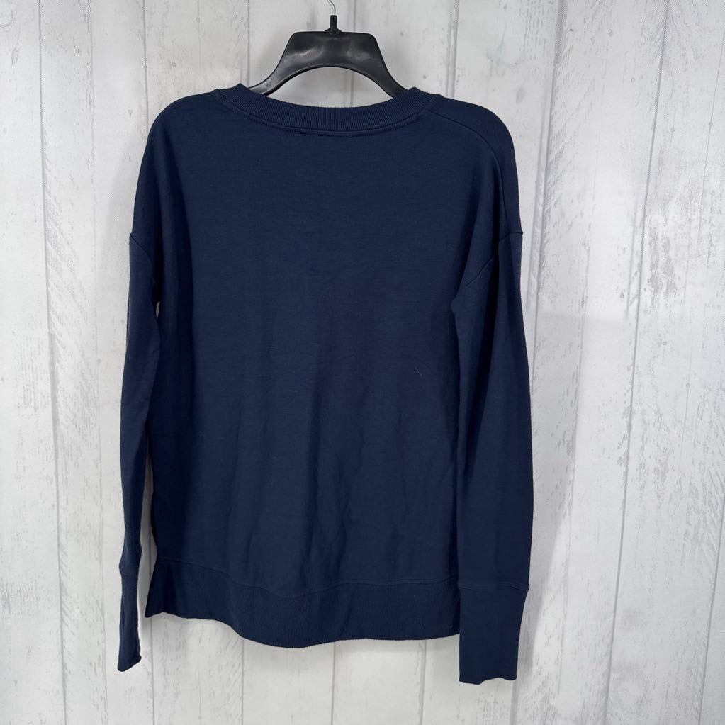 XS crewneck l/s top