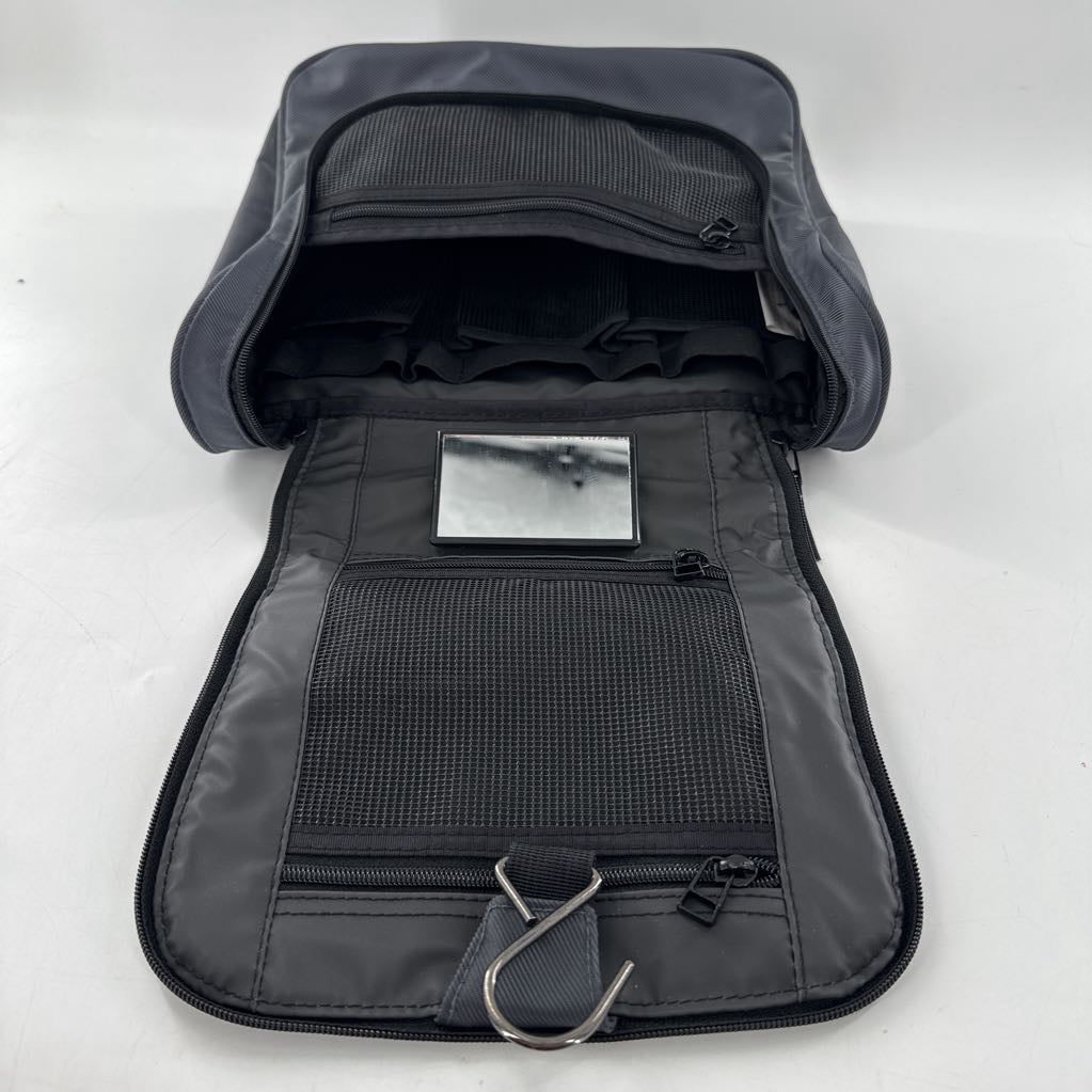 travel cosmetic case