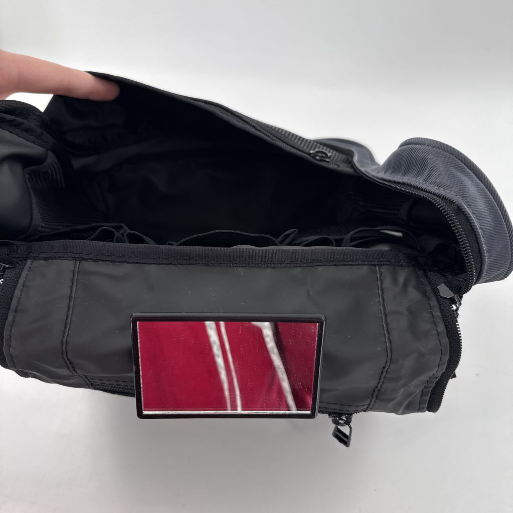 travel cosmetic case