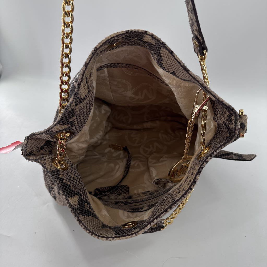 snakeskin print shoulder bag