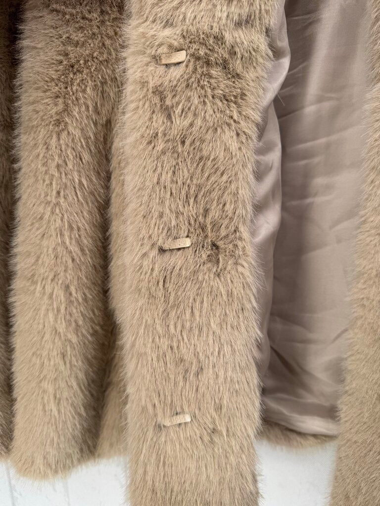 S faux fur coat