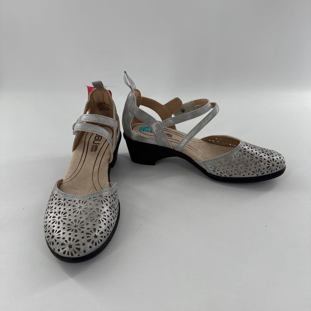 7.5 perforated ankle strap heels