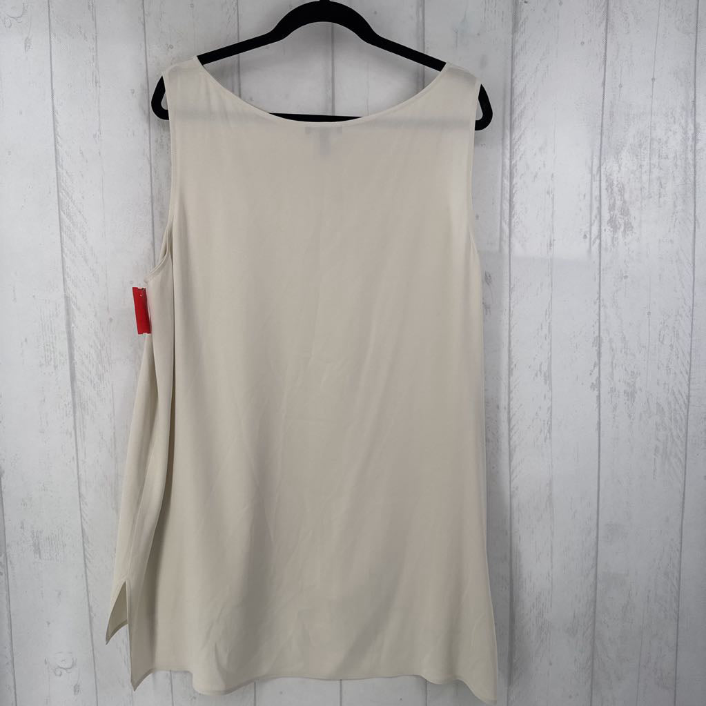 XL scoop neck crepe tank