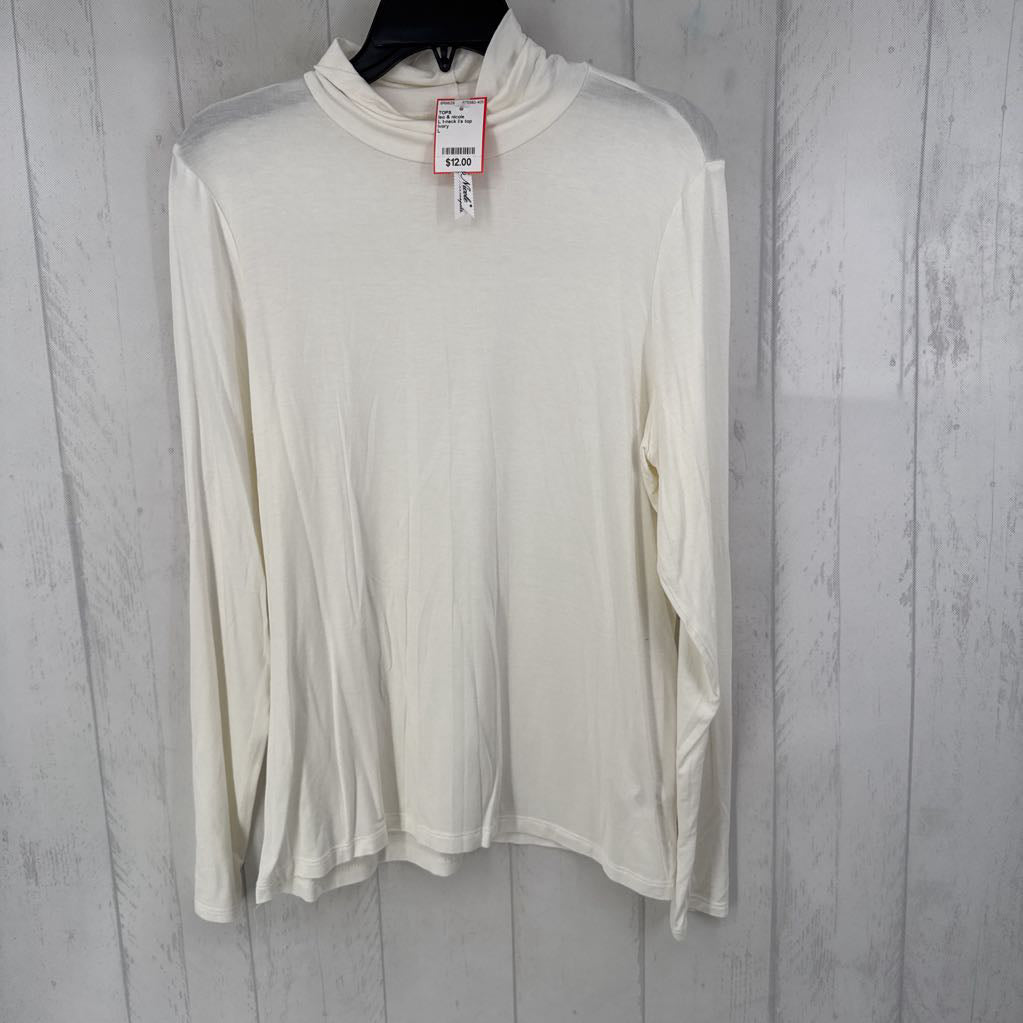 L t-neck l/s top
