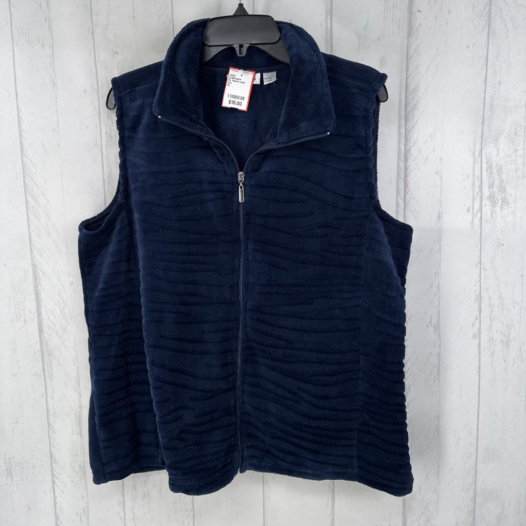 XL fleece vest