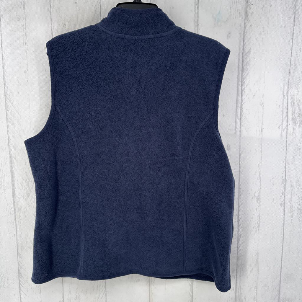 XLp fleece vest