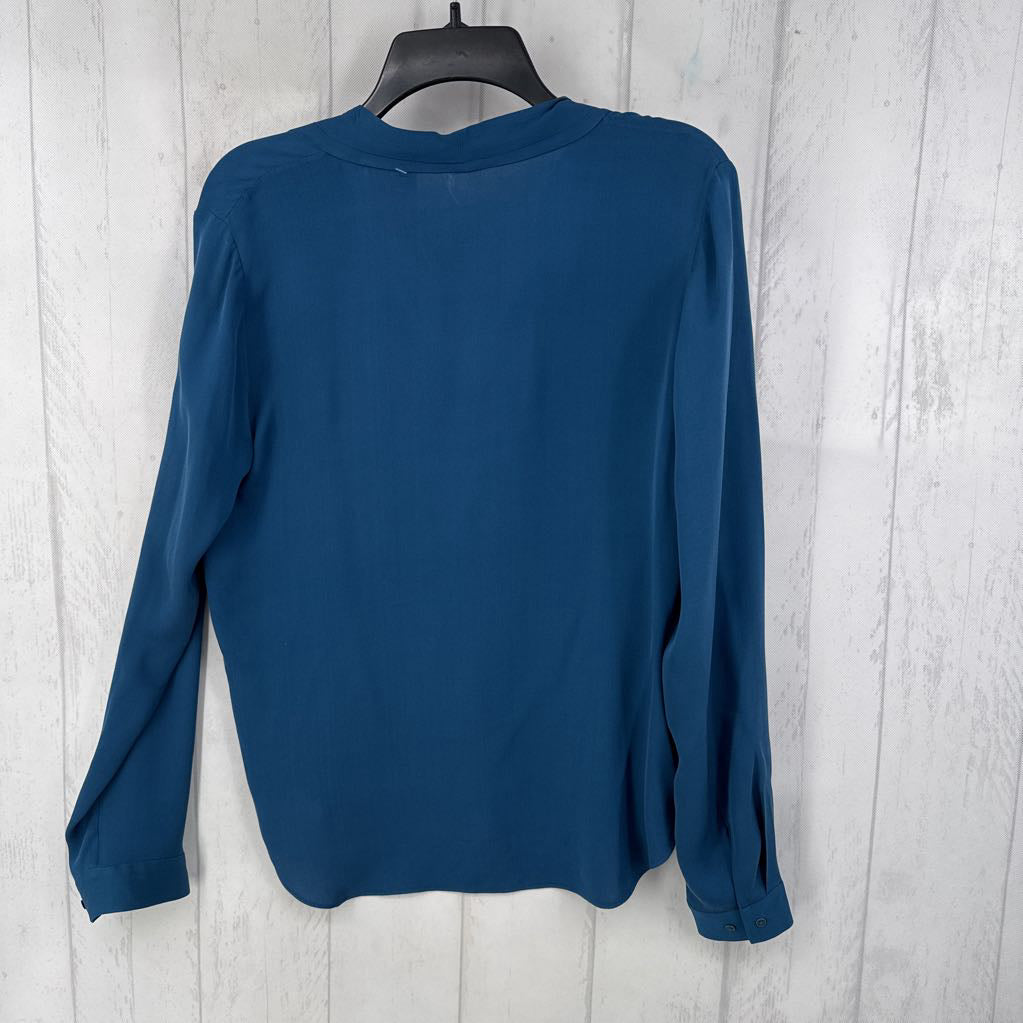 M button down l/s top