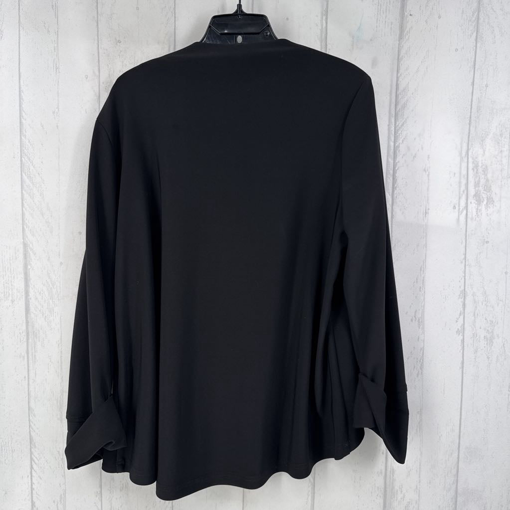 12 single button hi-lo blazer