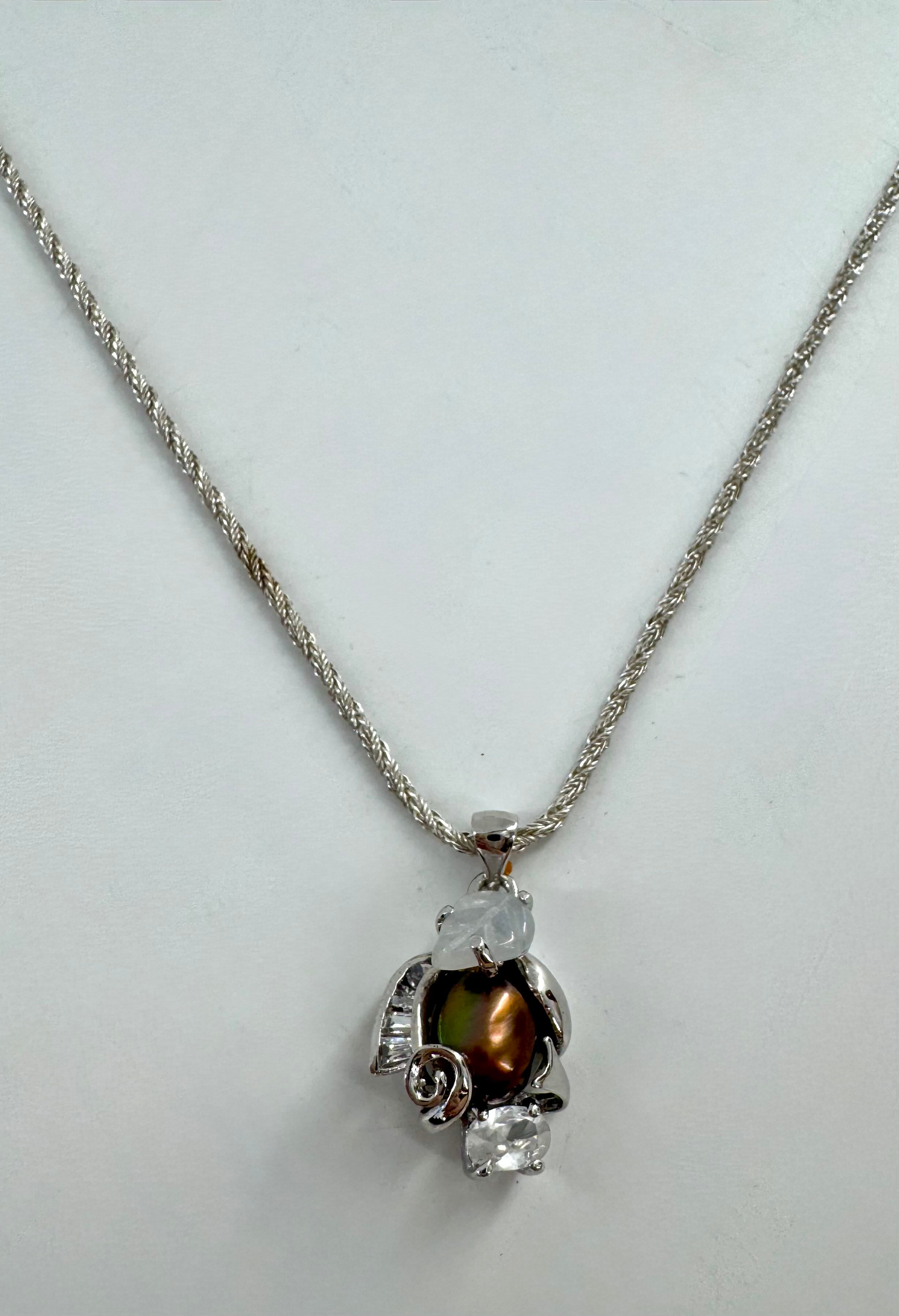 10" 18K GP moonstone pendant necklace