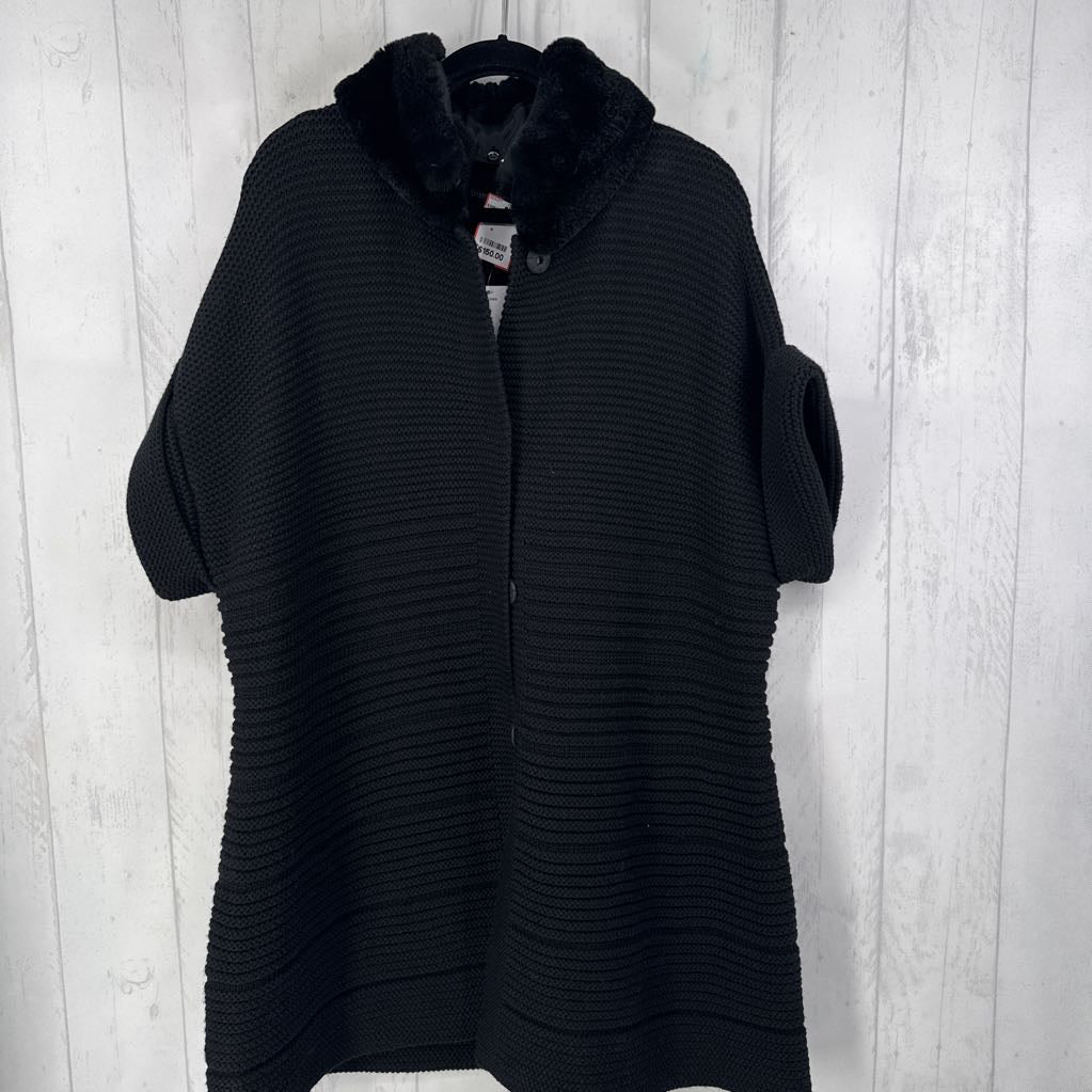 R598 2x cuff slv button sweater w/ real fur collar