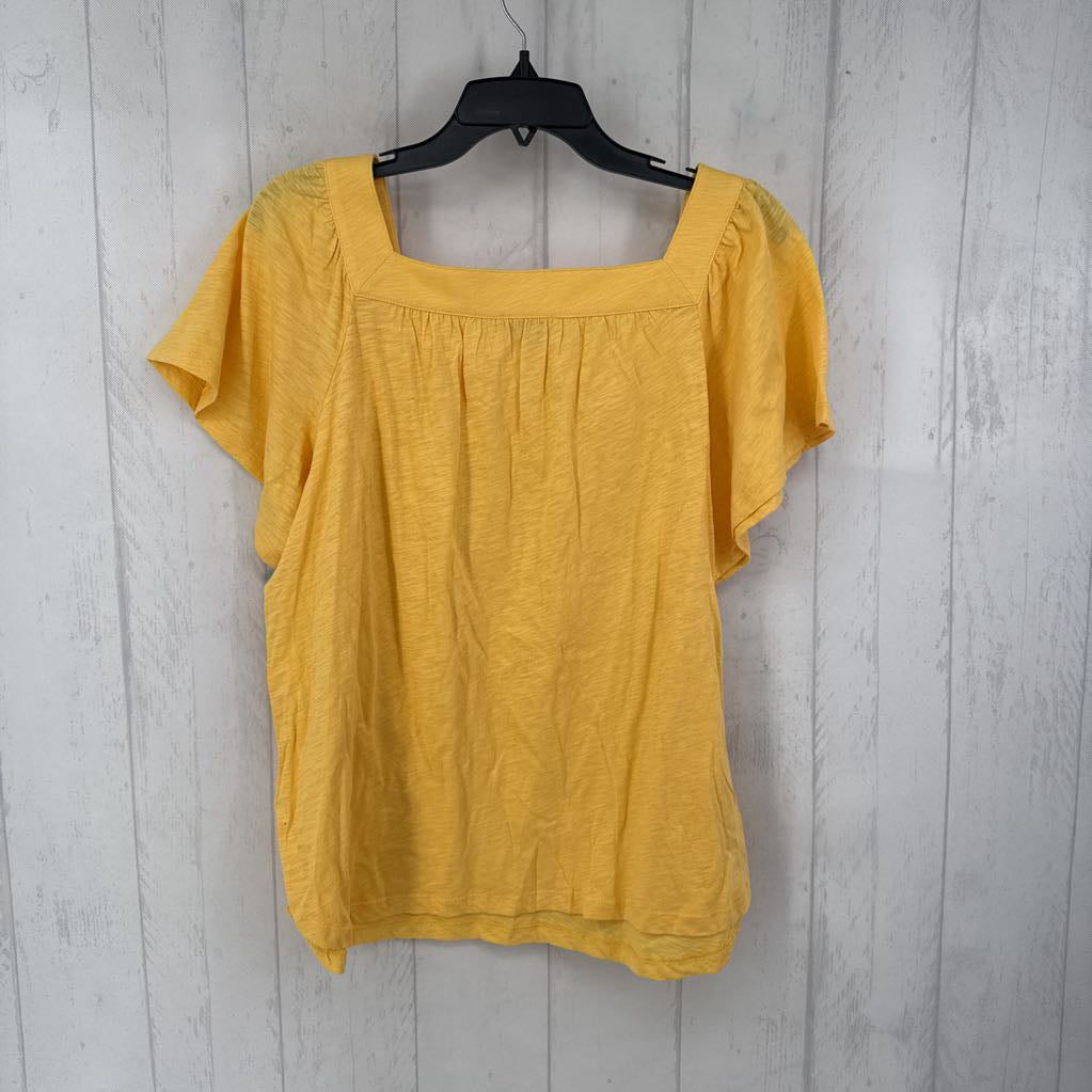 R35 L square neck s/s top