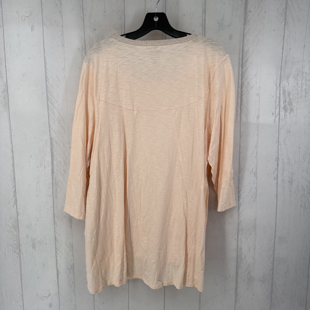 XL woven scoop neck hi-lo 3/4 slv top