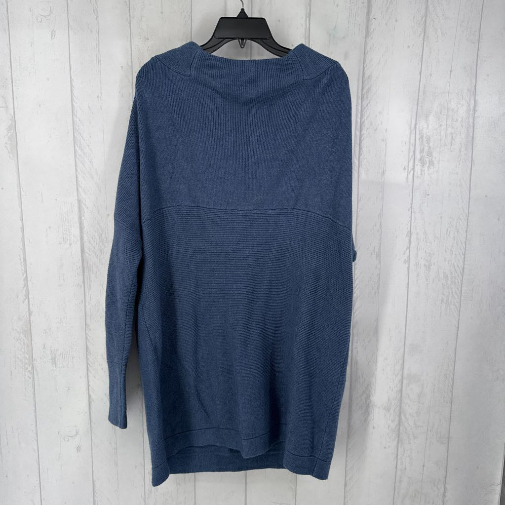 L drop shoulder sweater dress