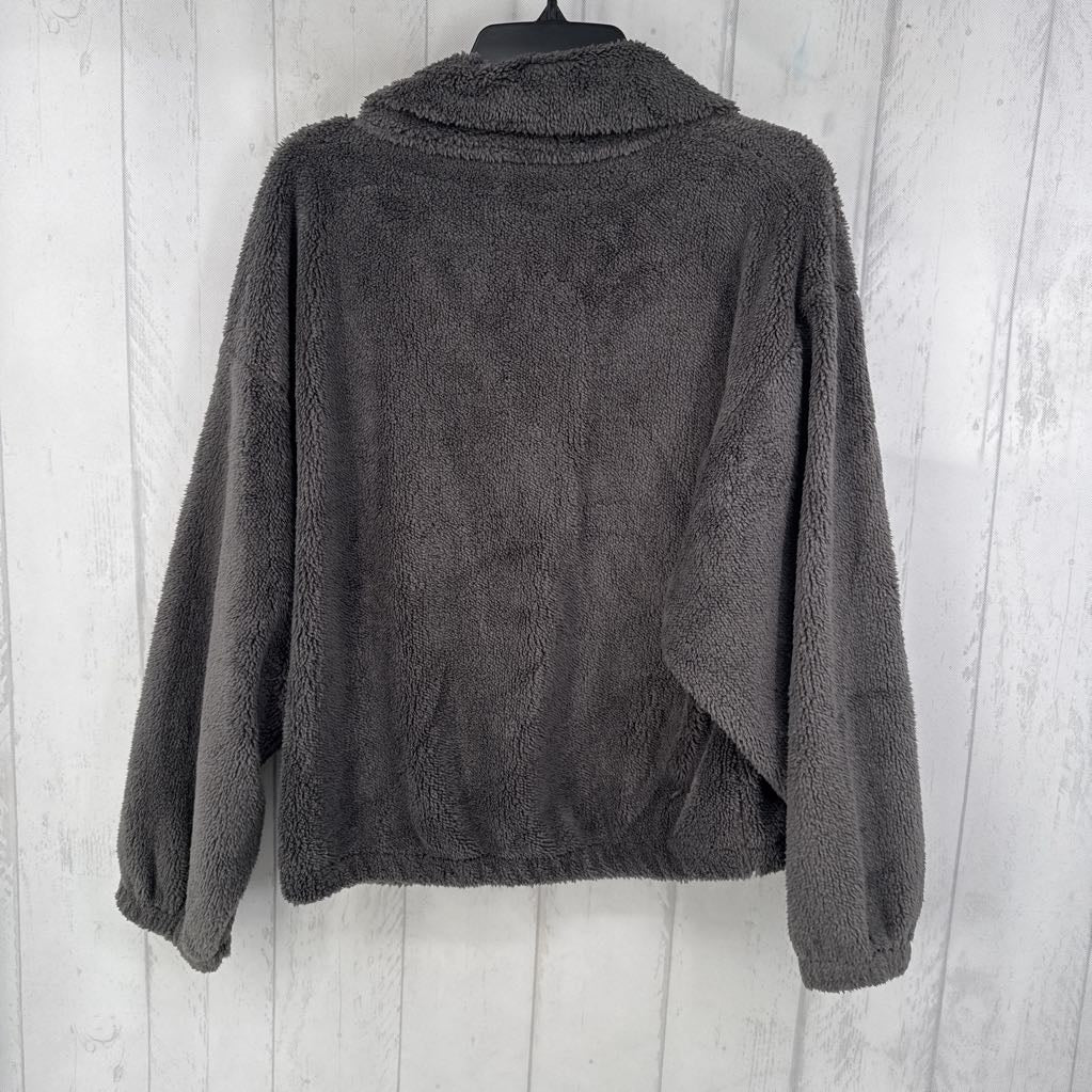 M sherpa pullover