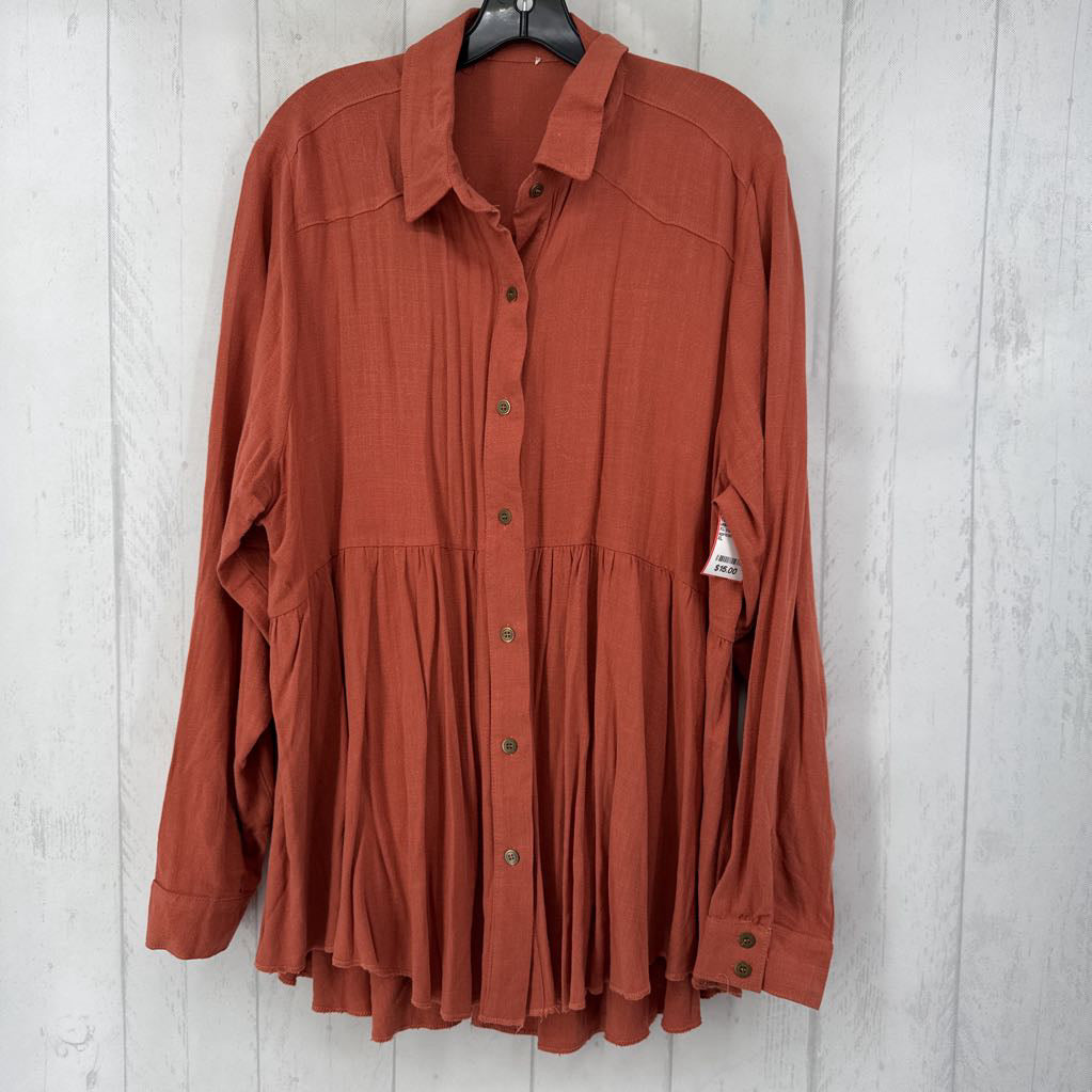 XL l/s button peplum shirt