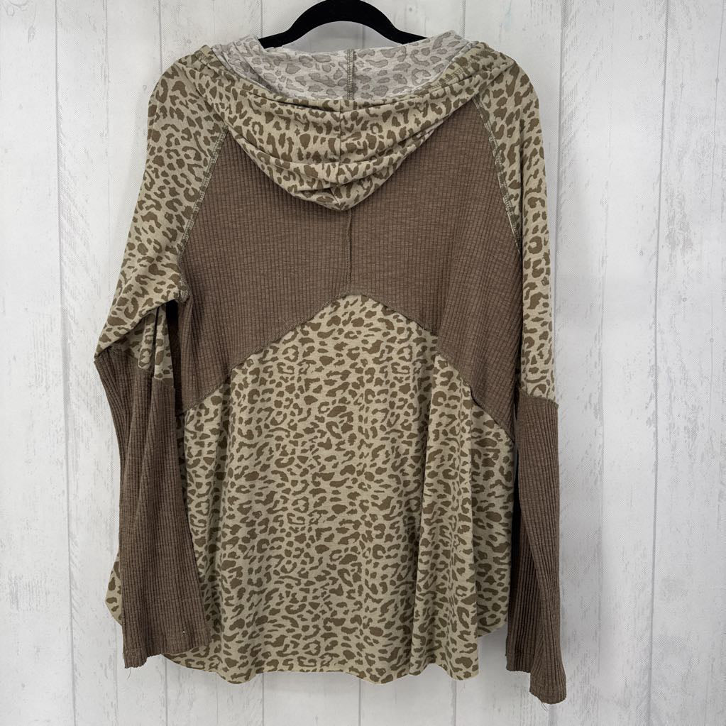 L l/s animal print/ribbed top w/ hood
