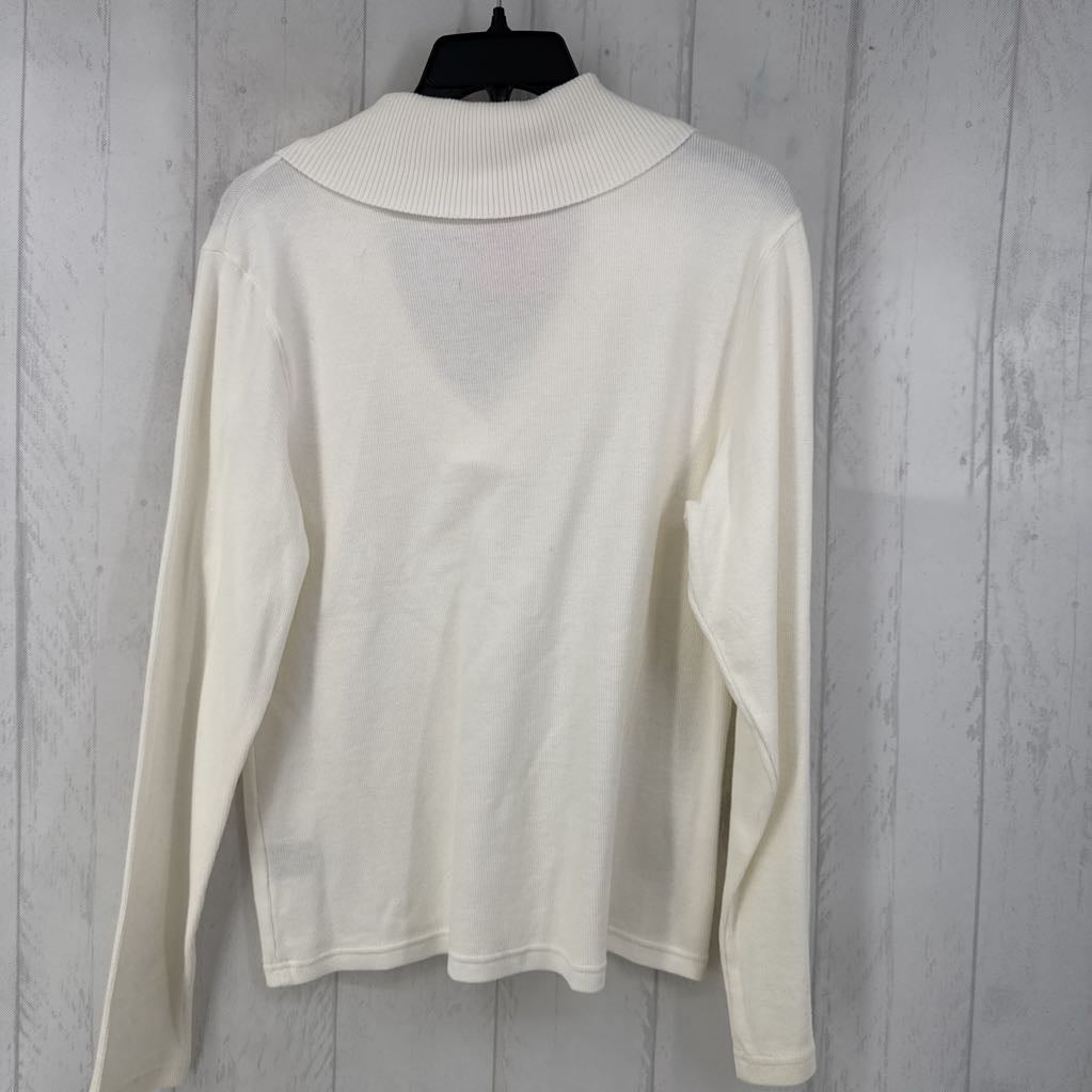 XL v-neck ribbed collar l/s top