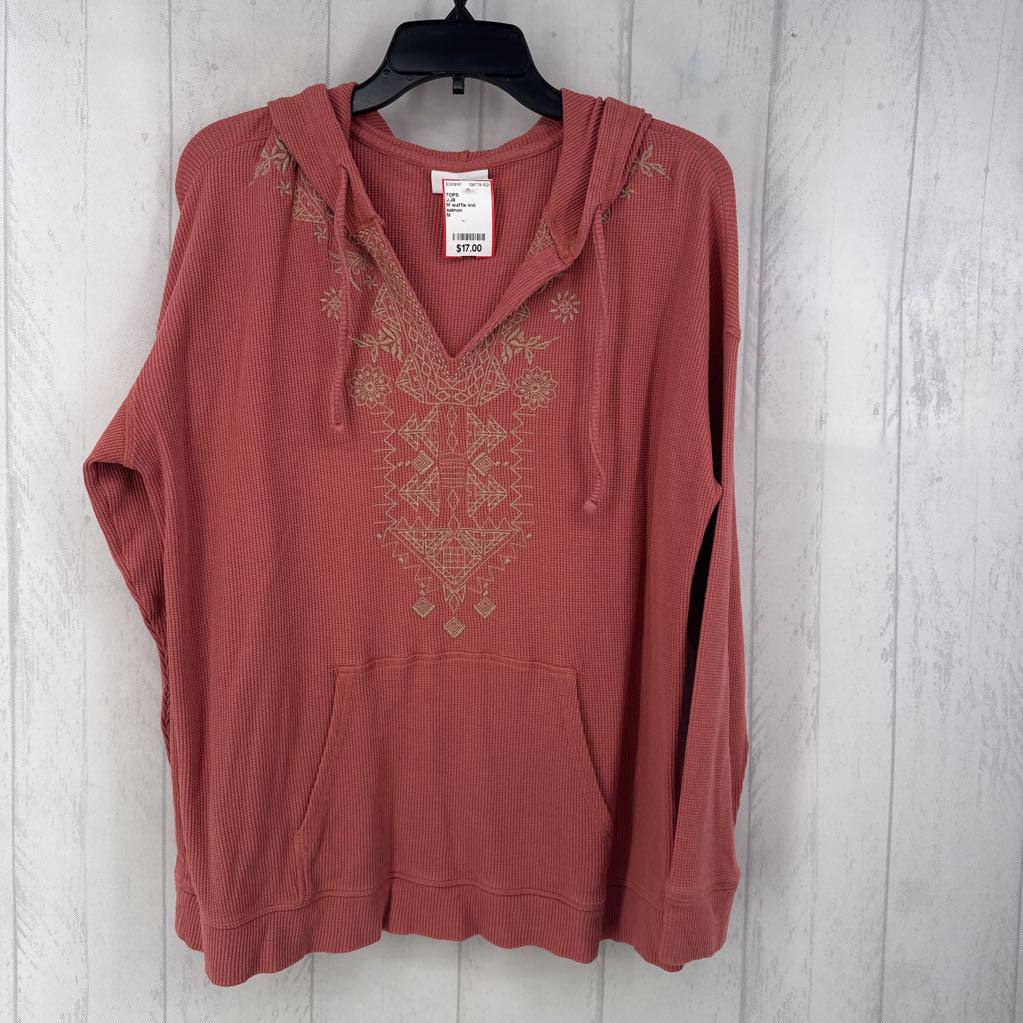 M waffle knit embroidered v-neck l/s top