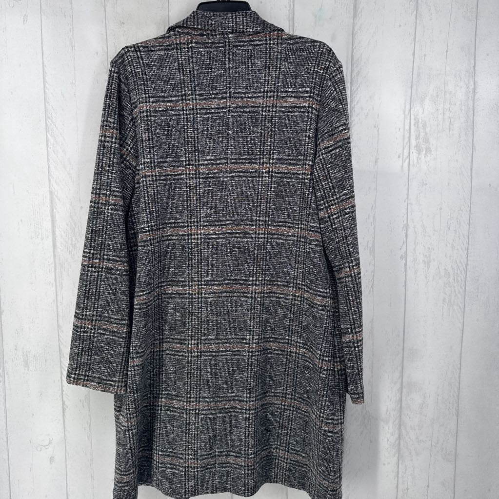 L checkered long knit blazer