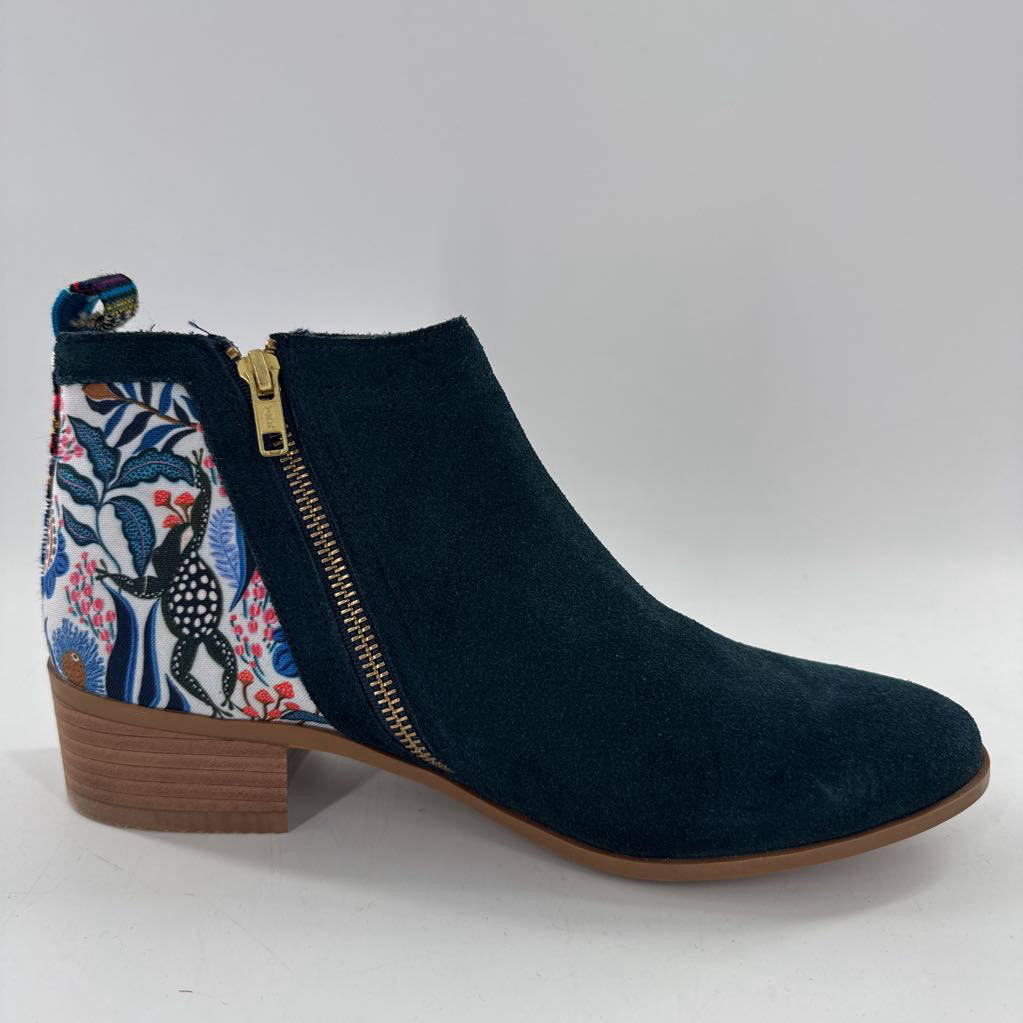 9 amazon inspired print bootie