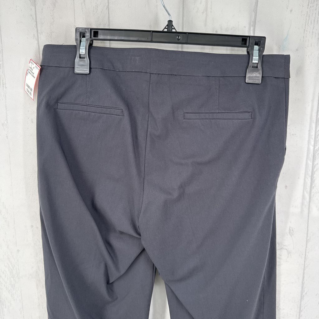 10 pull-on studded pant