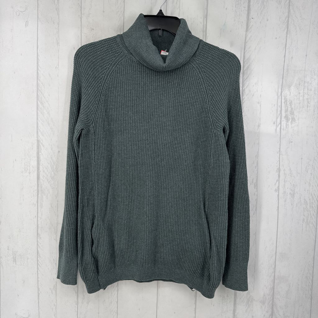 L waffle knit sweater