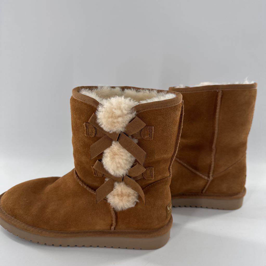 8 sherpa lined bow boots
