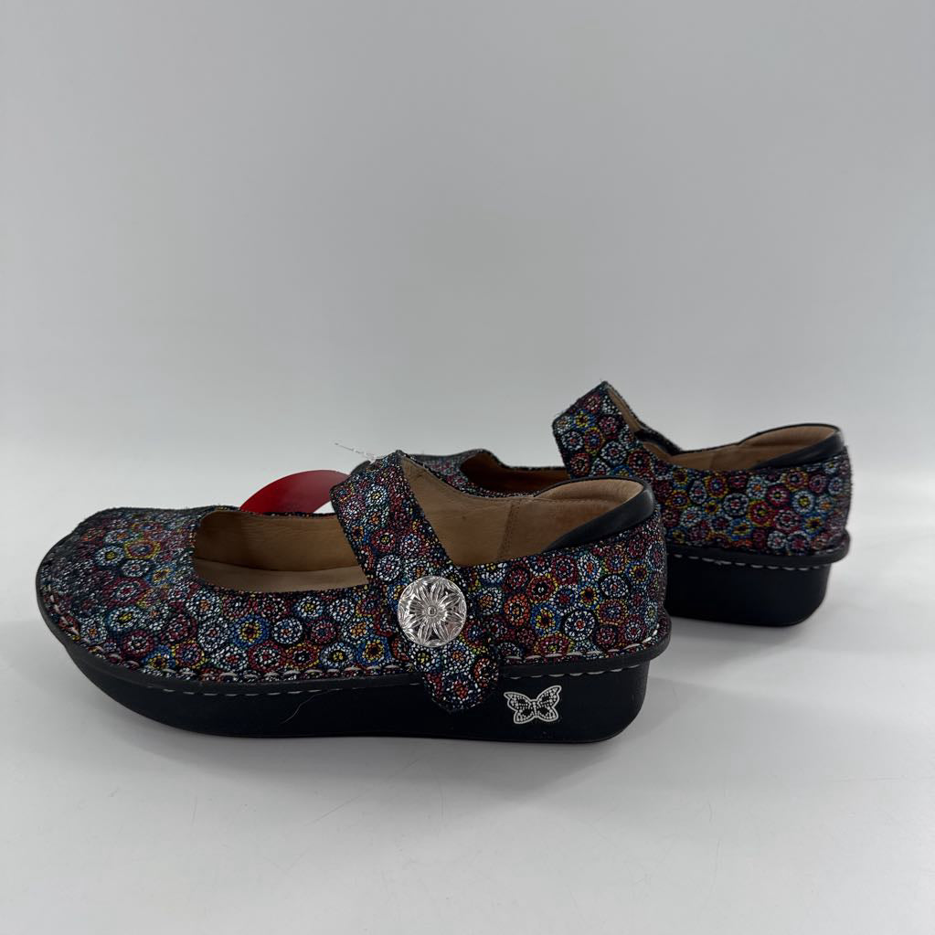 8.5 bullseye pattern mary jane shoes