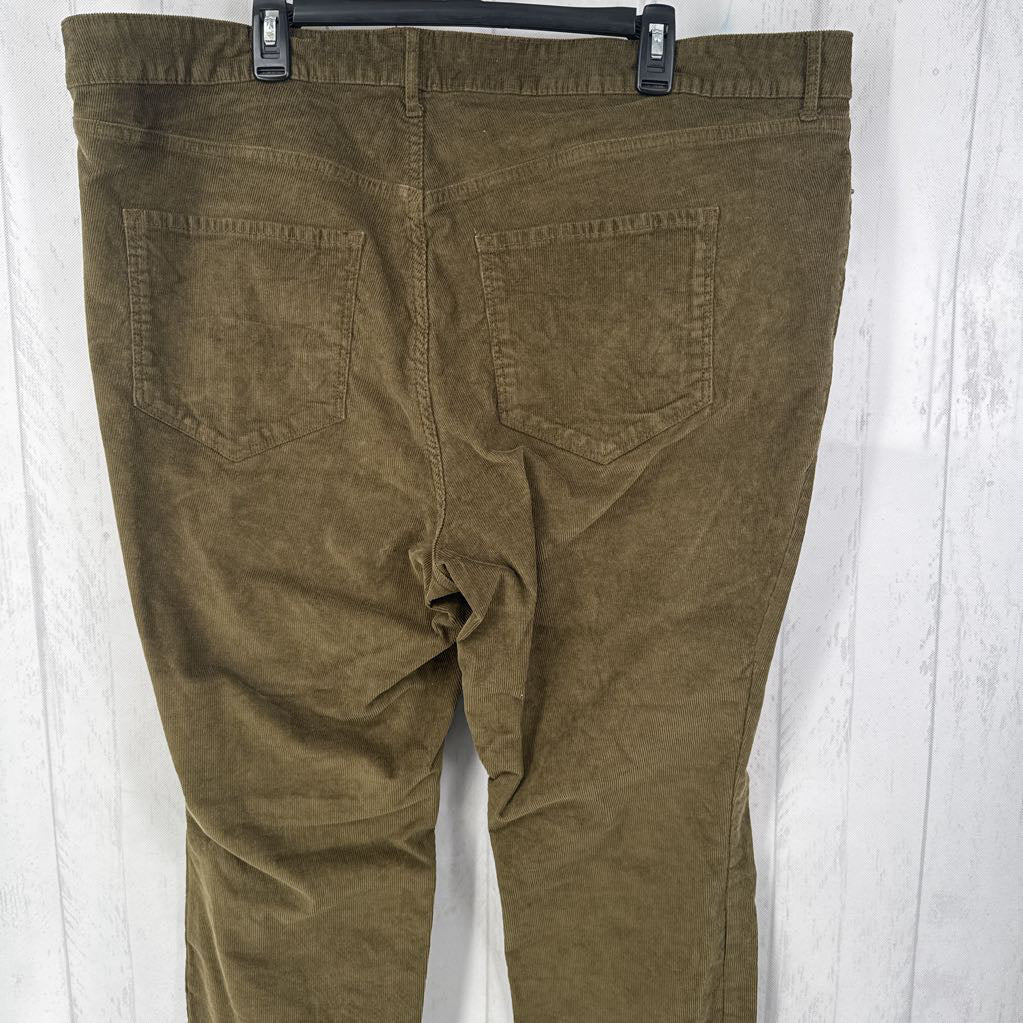 22 hi-rise corduroy pant