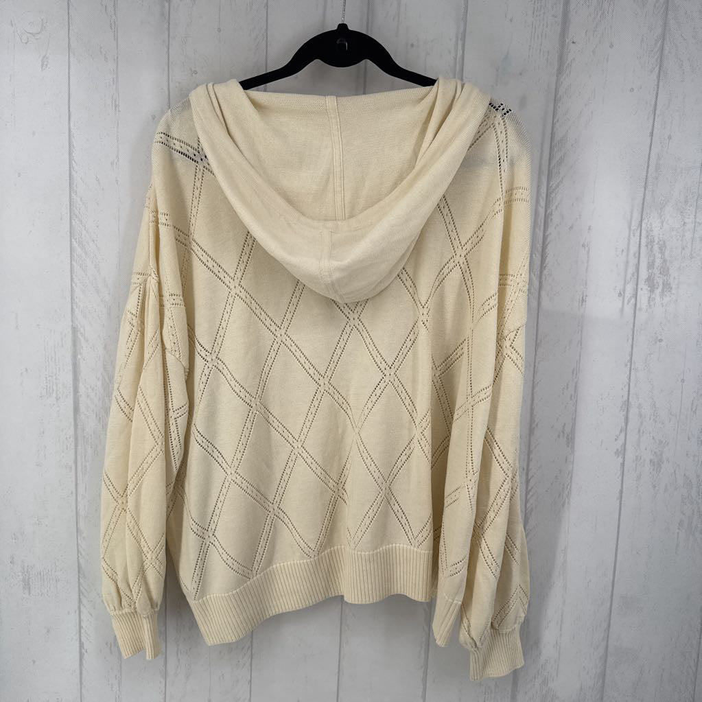 2x l/s v-neck sweater w/ hood