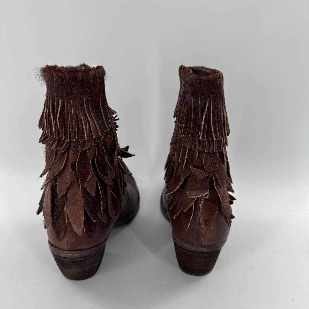 7 leather fringe boot