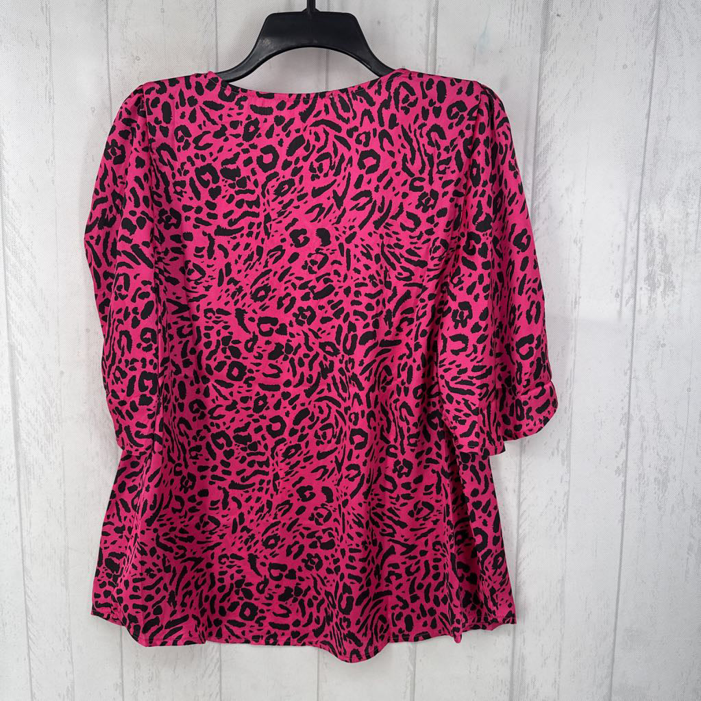 M s/s animal print v-neck top