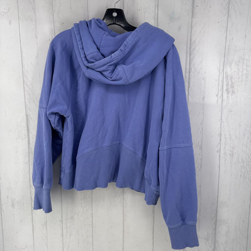 L half-zip pullover
