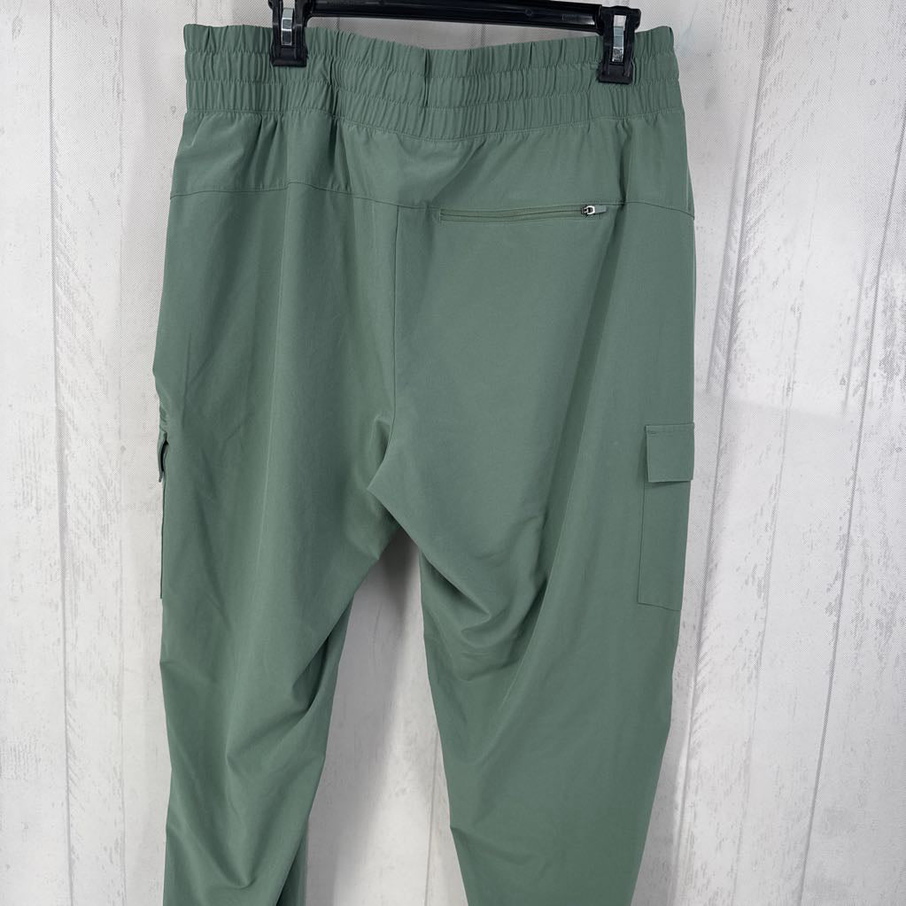 L cargo pocket joggers