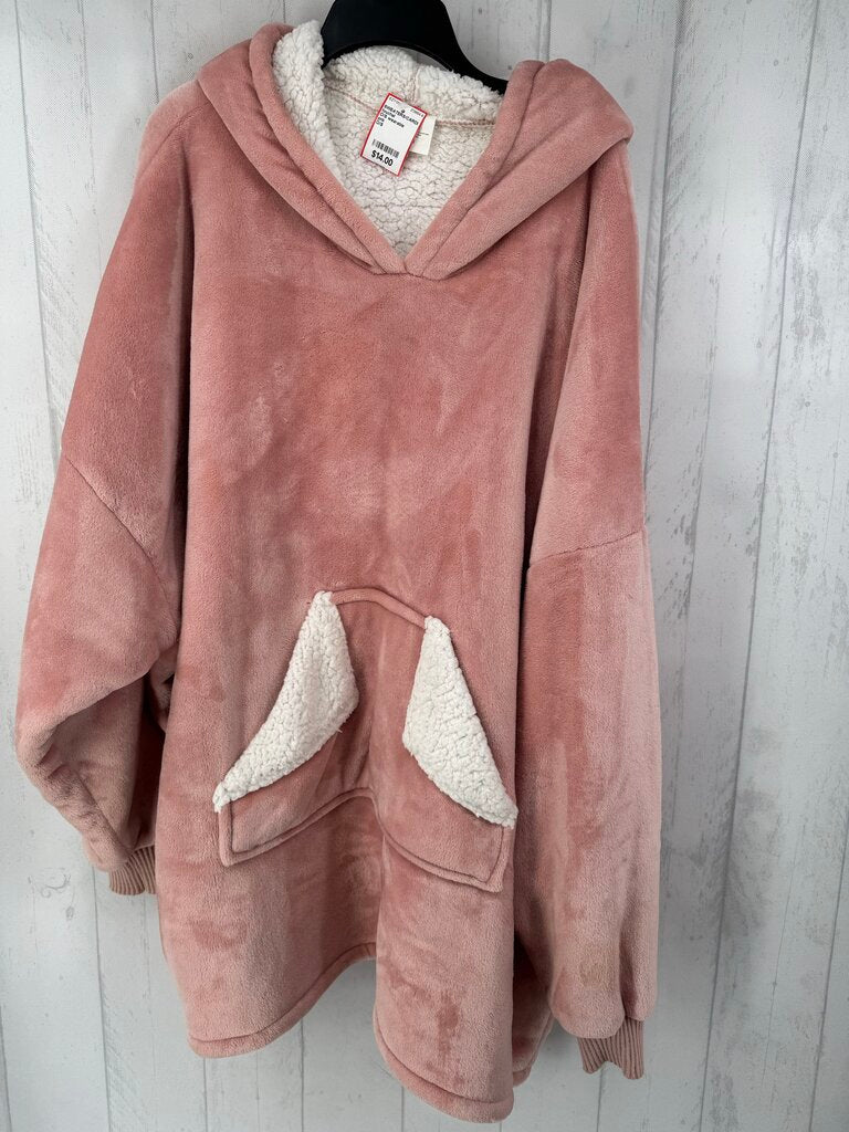 O/S wearable blanket