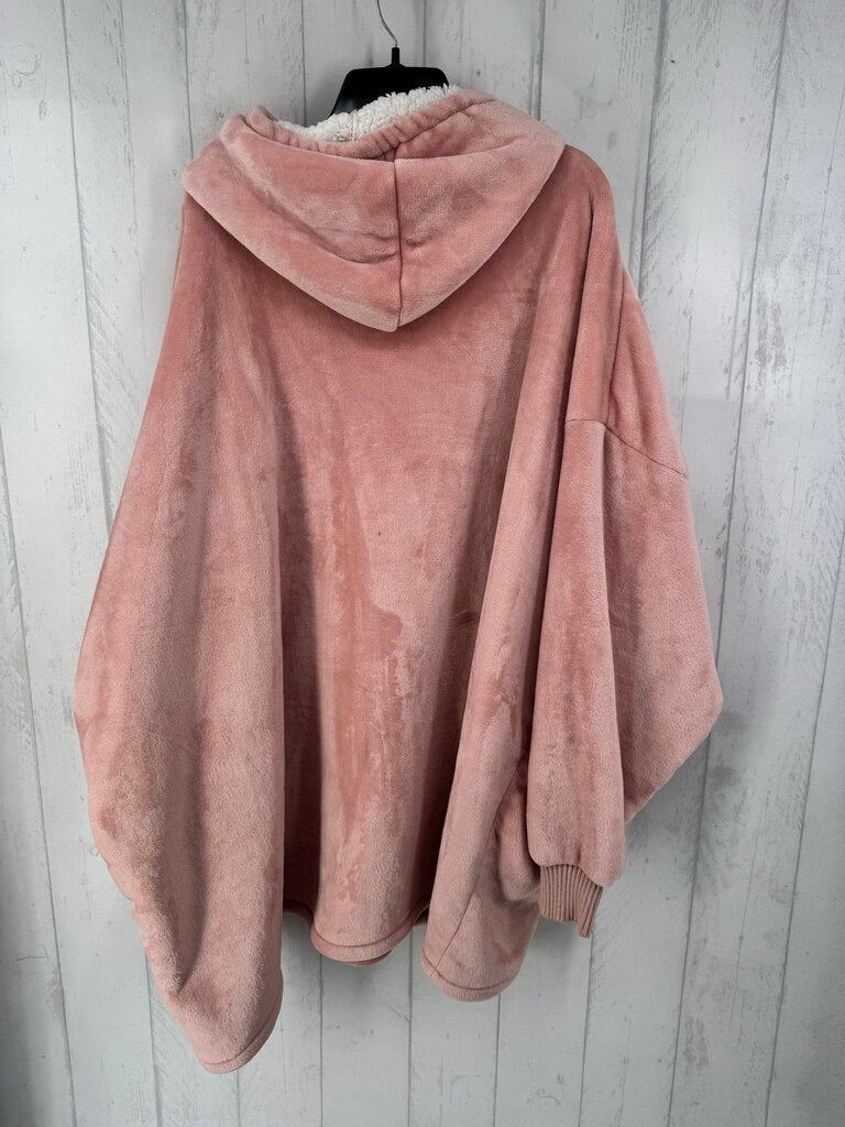 O/S wearable blanket