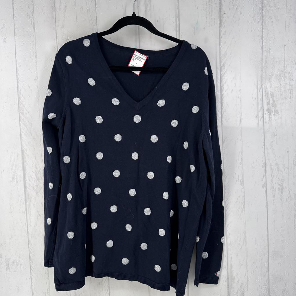 XXL polka dot v-neck sweater