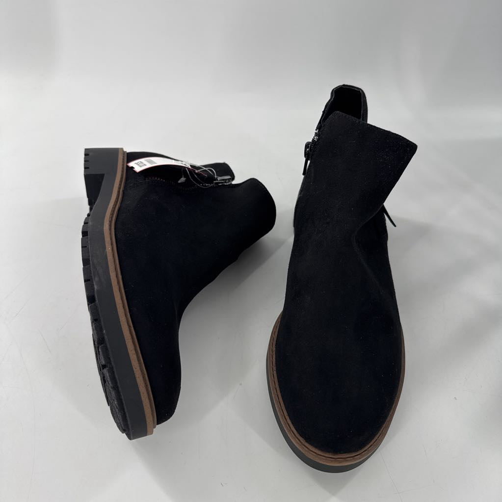 8.5 suded ankle boot