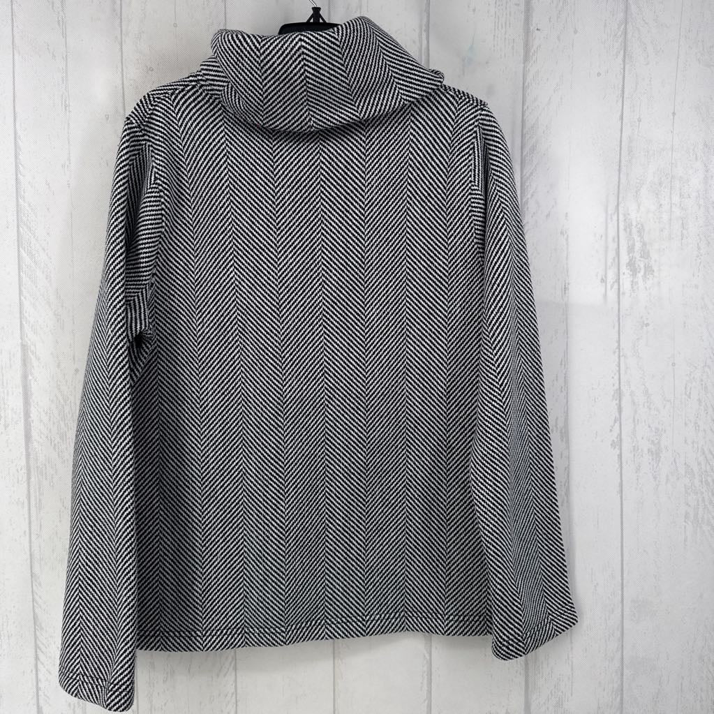 L cowl neck chevron print pullover