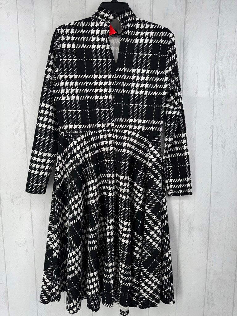 L checkered l/s dress