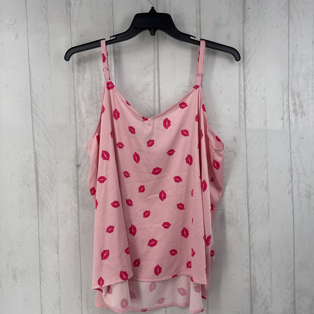 R42 2x lip print lace trim tank