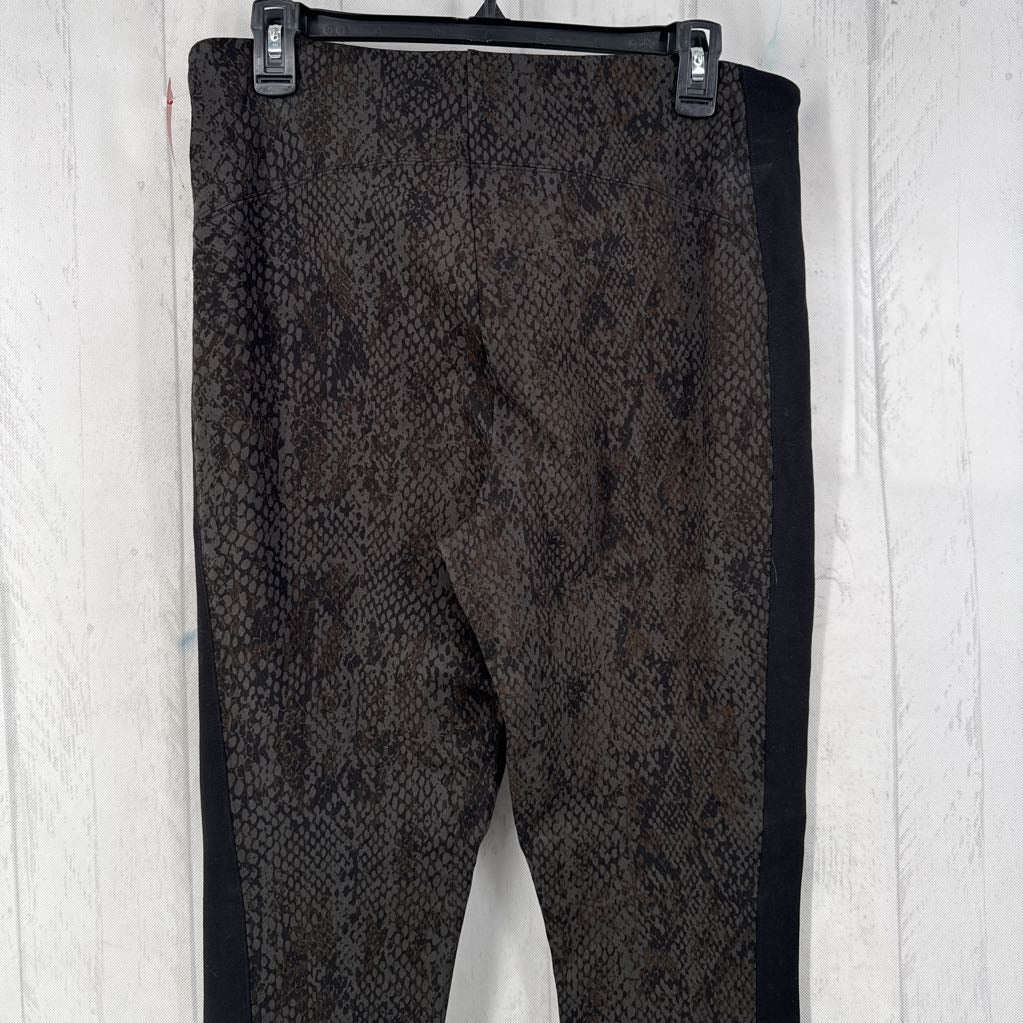 XL animal print pull-on pant