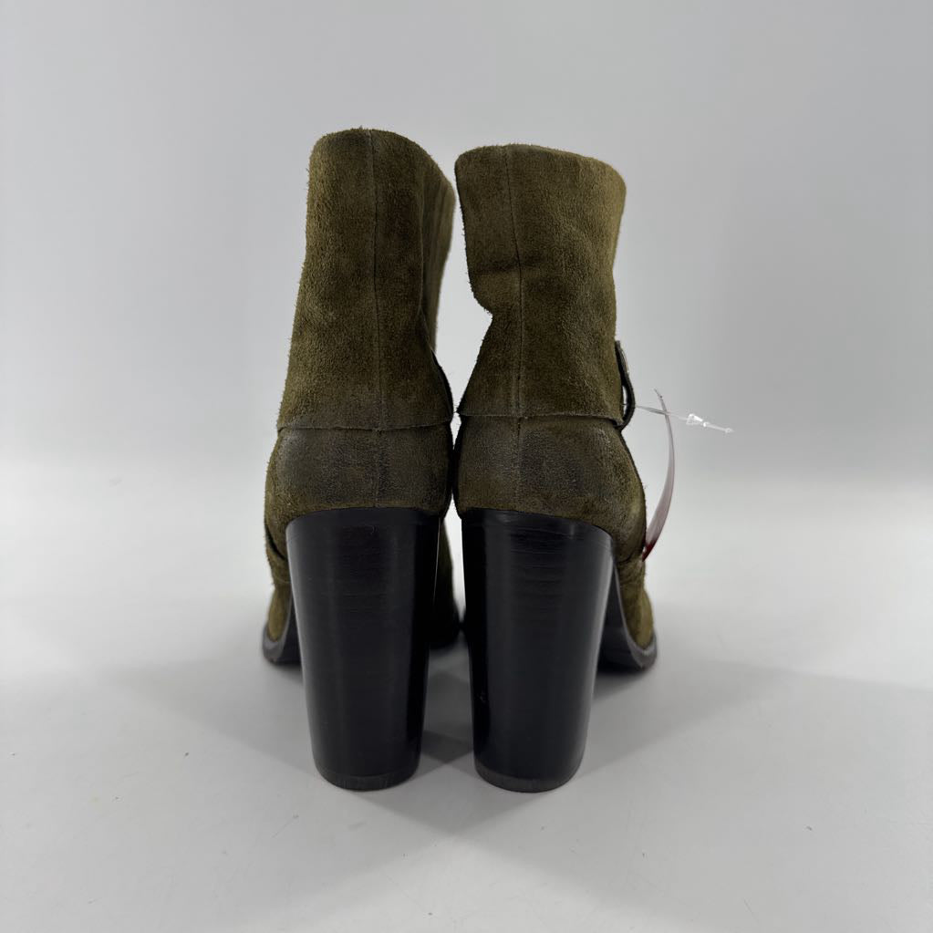 6.5 suede block heel bootie