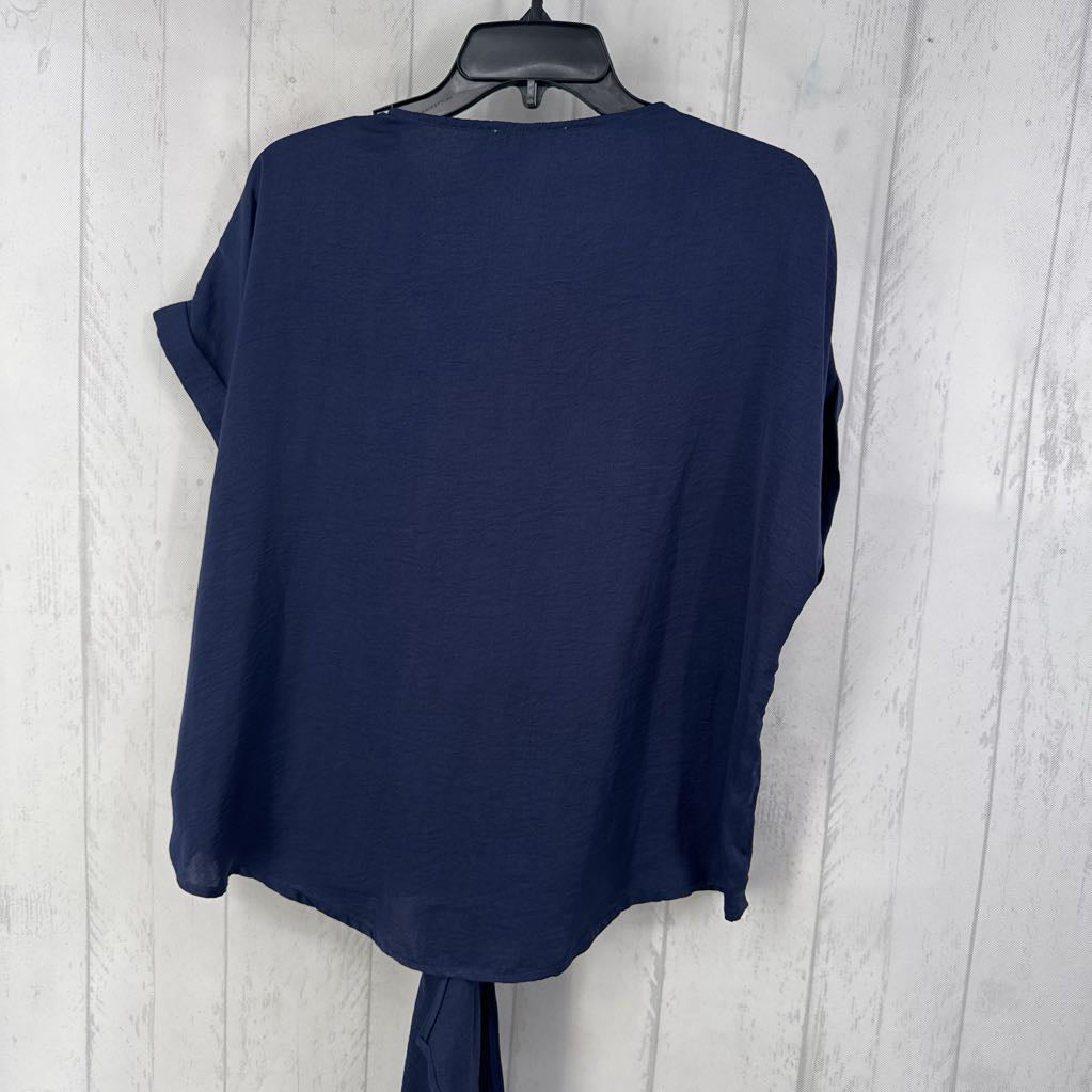 S s/s embroidered knotted top